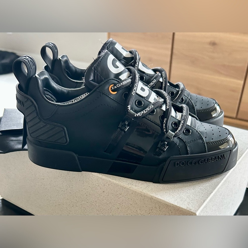 Dolce & Gabbana sneakers - Picture 2 of 4